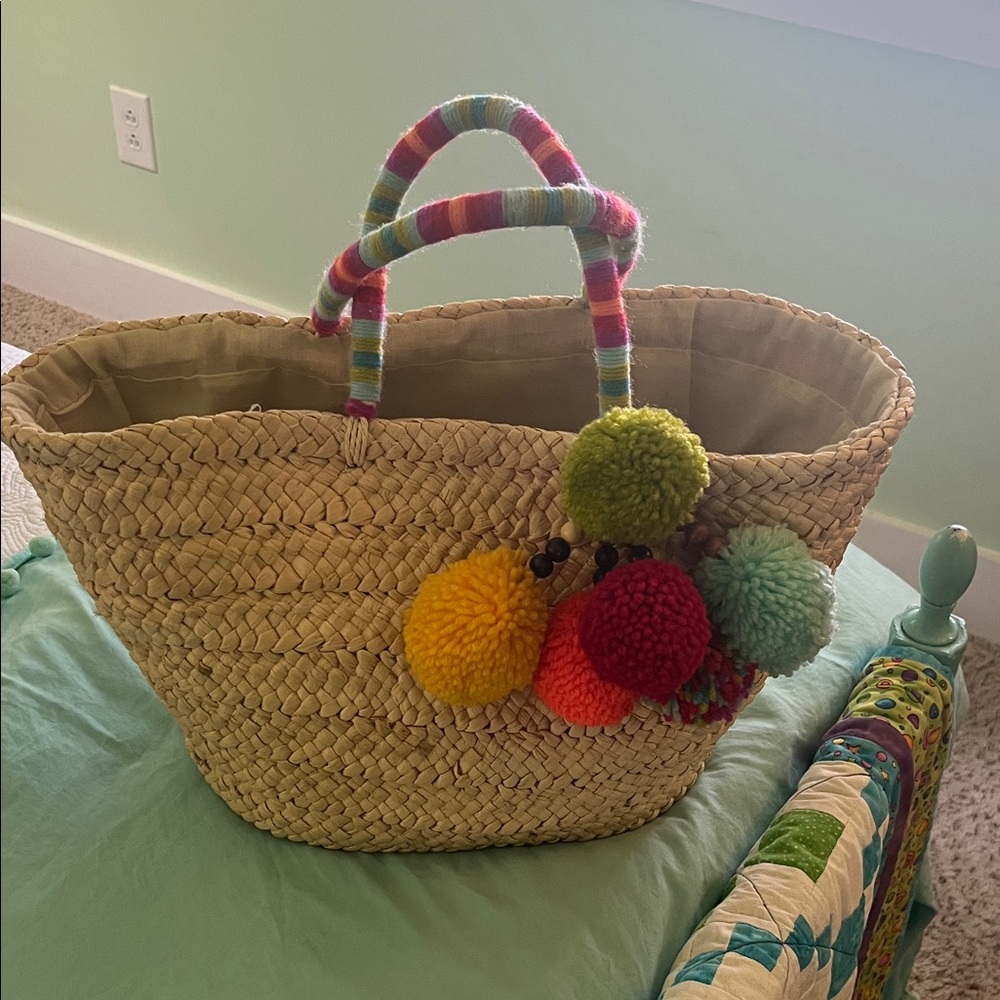 Colorful Pom-Pom Straw Satchel